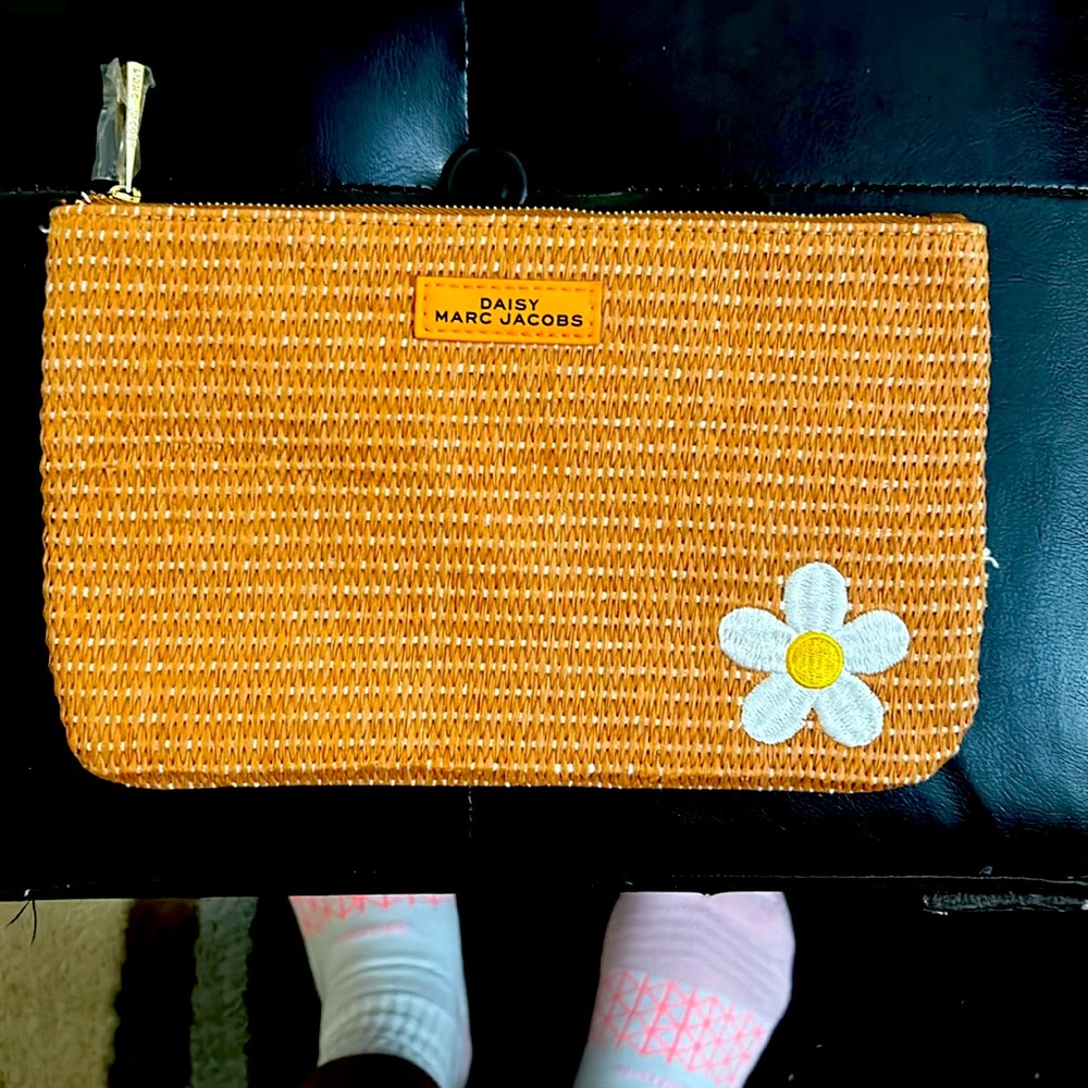 Marc Jacobs straw woven clutch purse